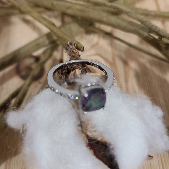 🌟🌟NEW🌟🌟GORGEOUS!! Rainbow Topaz Cushion Cut Ring in 925 Sterling Silver - Picture 11 of 13